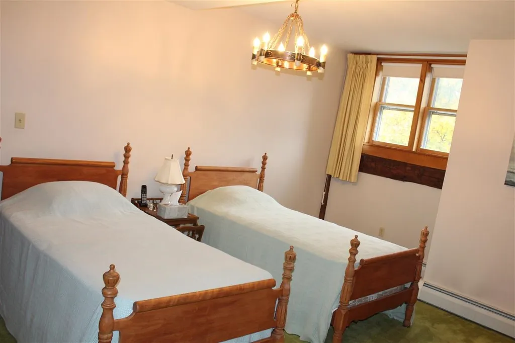5 Maple Avenue Claremont NH 03743