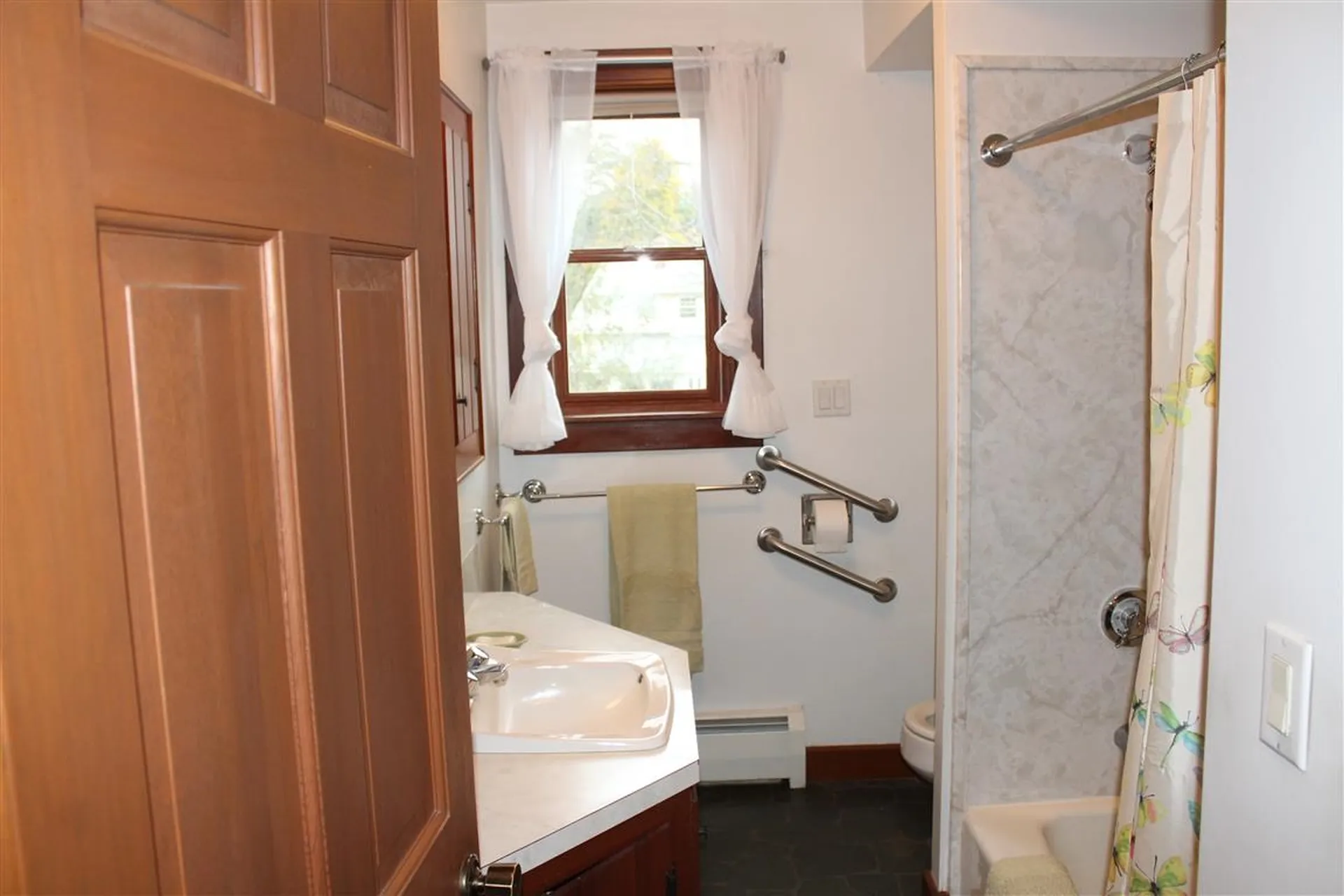 5 Maple Avenue Claremont NH 03743