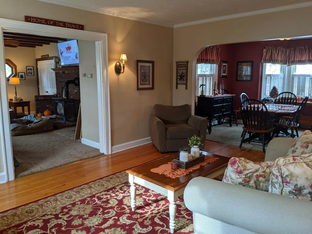 2 Garland Street Plymouth NH 03264