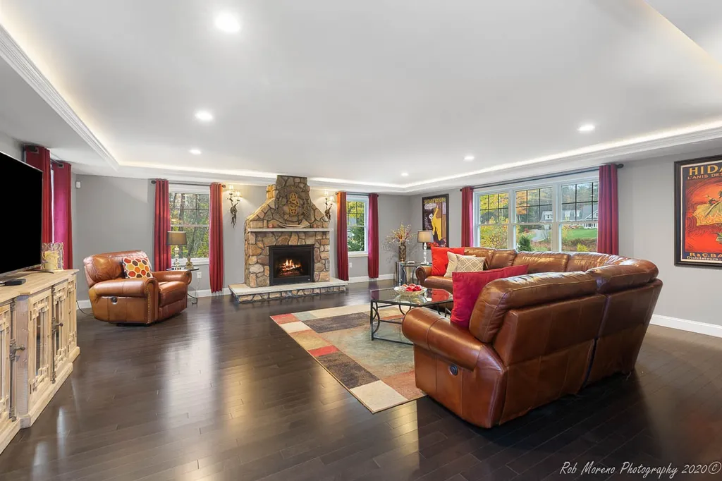 8 Hardy Lane Hampton Falls NH 03844