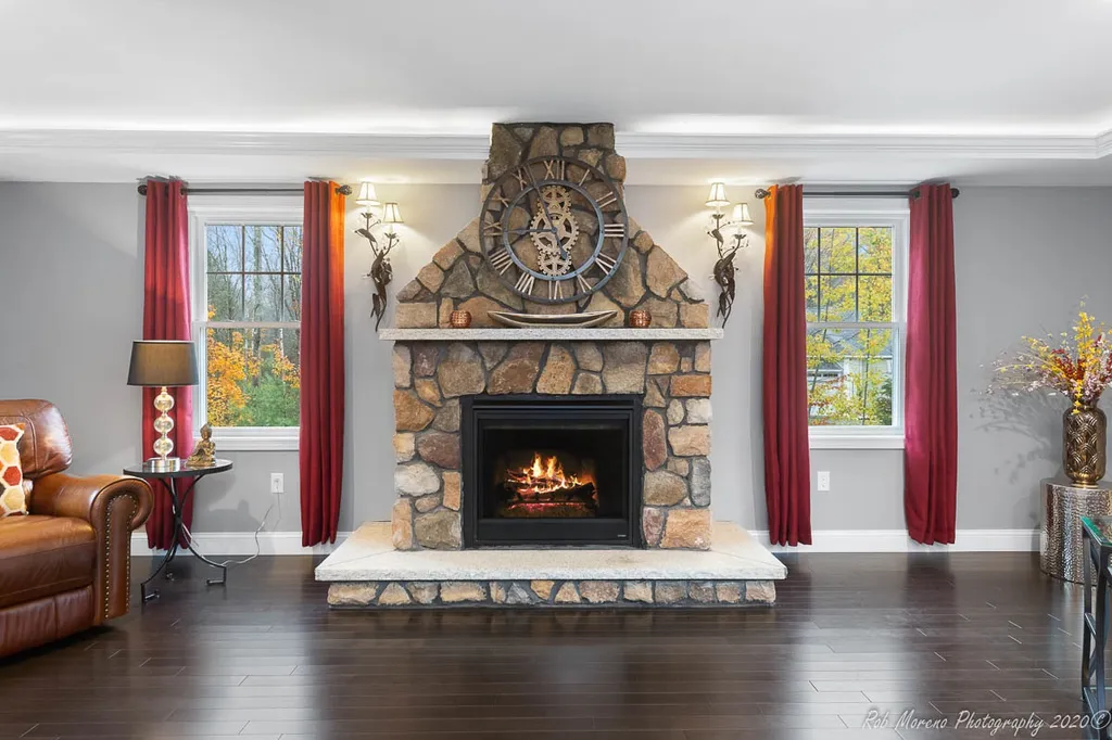 8 Hardy Lane Hampton Falls NH 03844