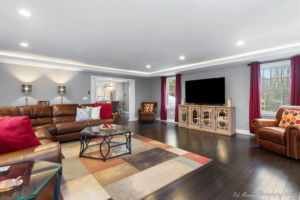 8 Hardy Lane Hampton Falls NH 03844
