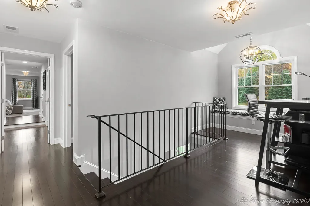 8 Hardy Lane Hampton Falls NH 03844