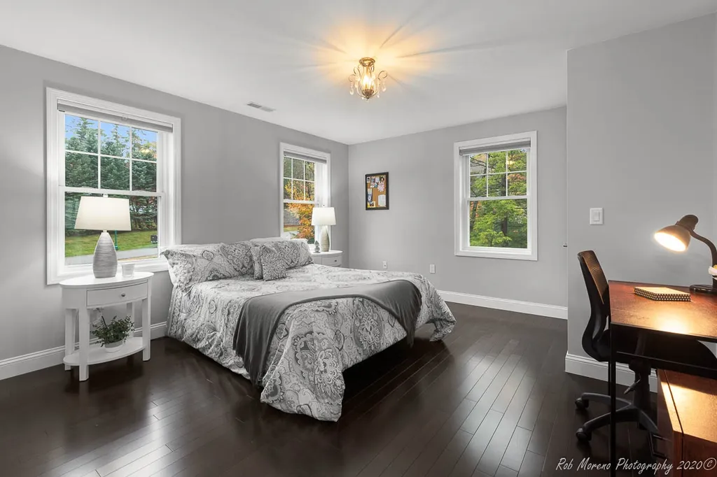 8 Hardy Lane Hampton Falls NH 03844
