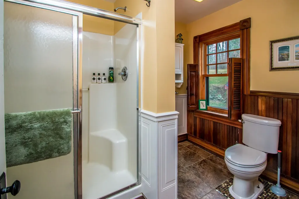 43 Courthouse Drive Guildhall VT 05906