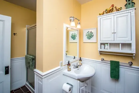 43 Courthouse Drive Guildhall VT 05906