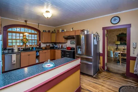 43 Courthouse Drive Guildhall VT 05906