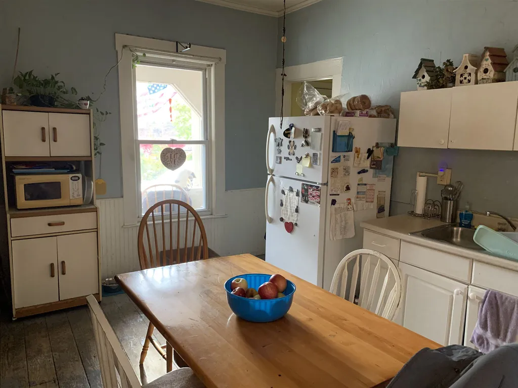 42 Central Street Franklin NH 03235