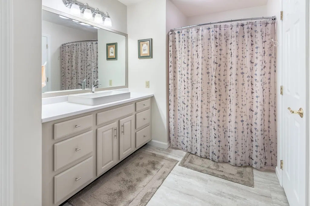 23 Linden Drive Lebanon NH 03784
