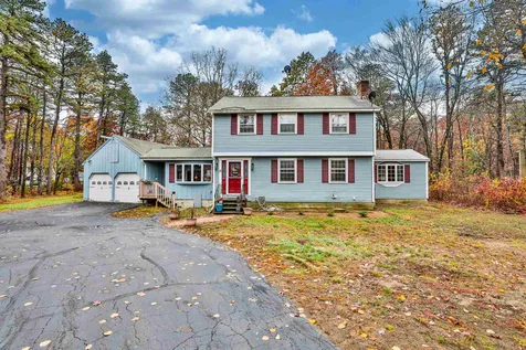 15 Hickory Drive Amherst NH 03031