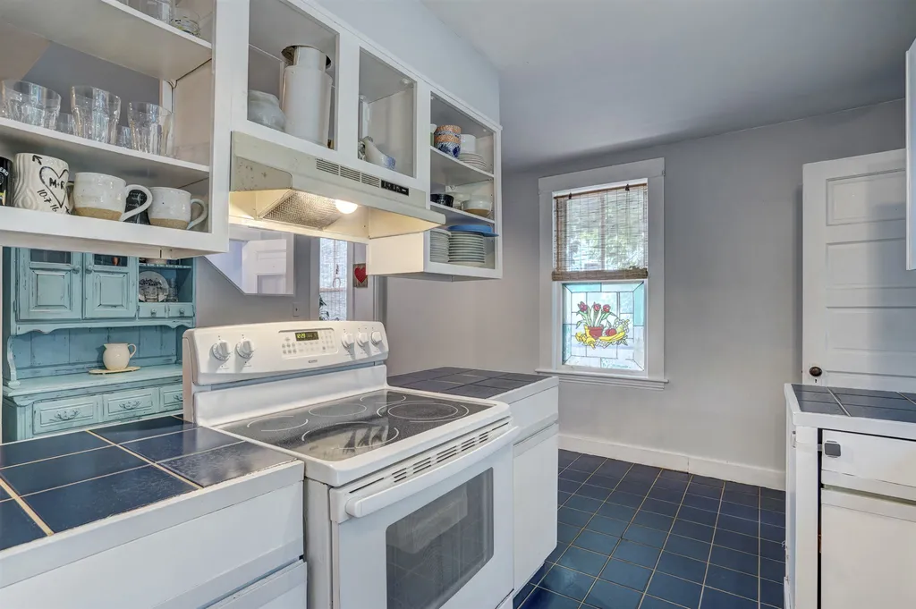 145 Stark Street Portsmouth NH 03801
