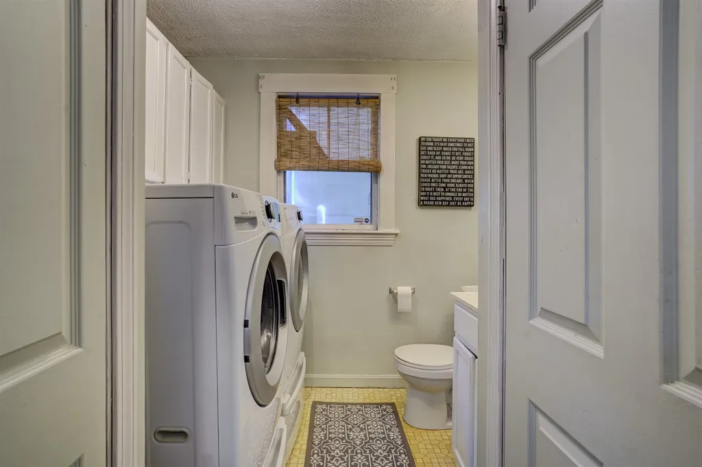 145 Stark Street Portsmouth NH 03801