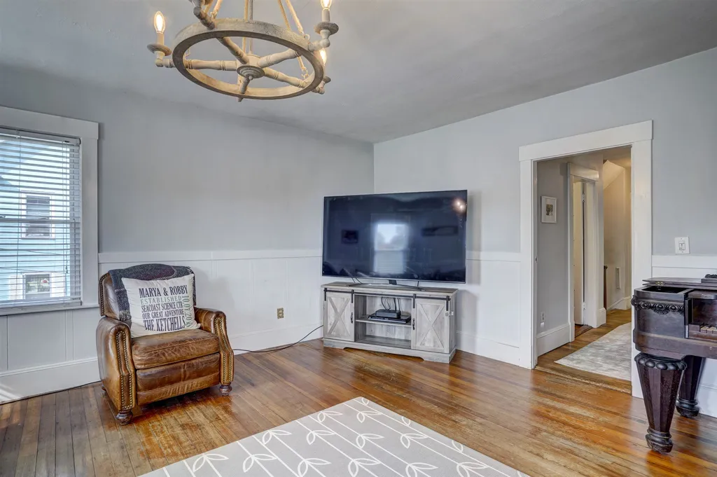 145 Stark Street Portsmouth NH 03801