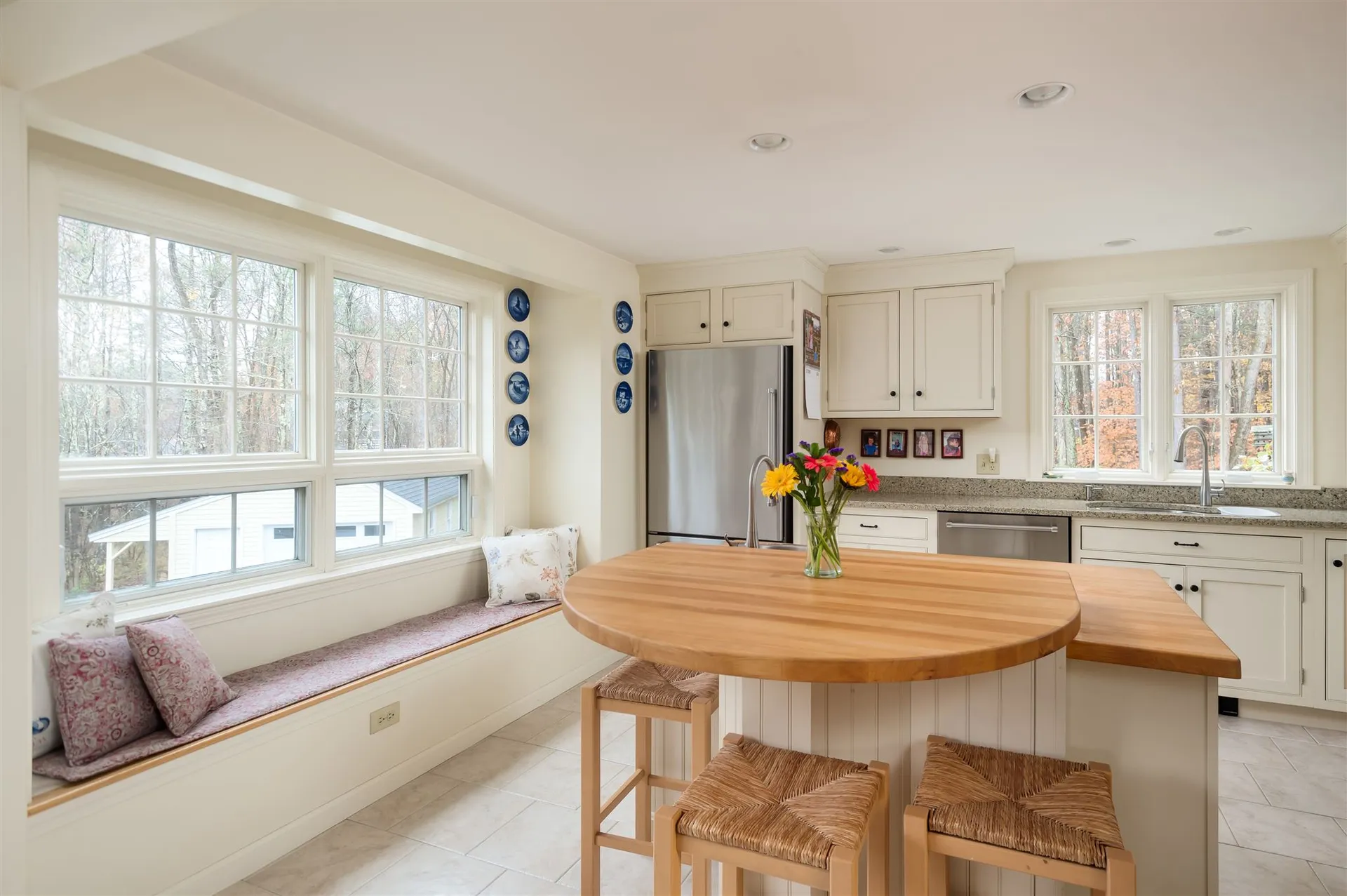 8 Bartlett Road Durham NH 03824