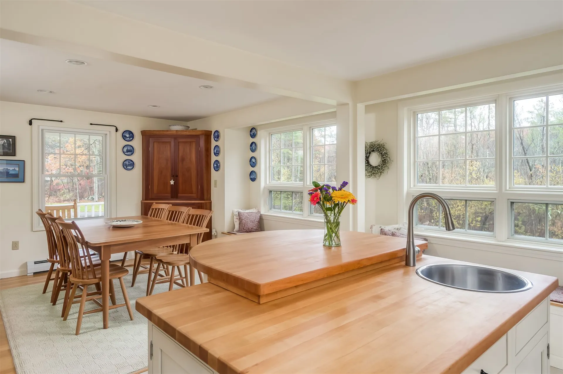 8 Bartlett Road Durham NH 03824