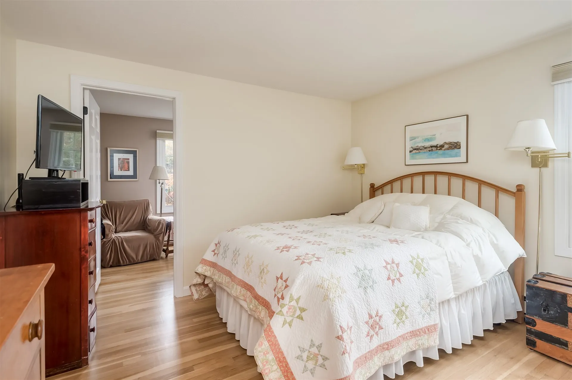 8 Bartlett Road Durham NH 03824