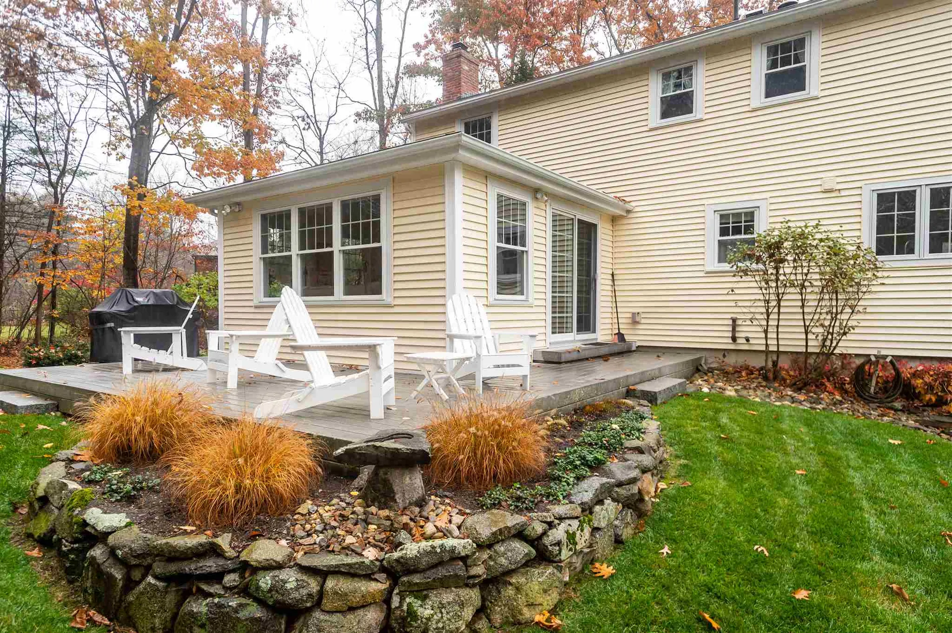 8 Bartlett Road Durham NH 03824