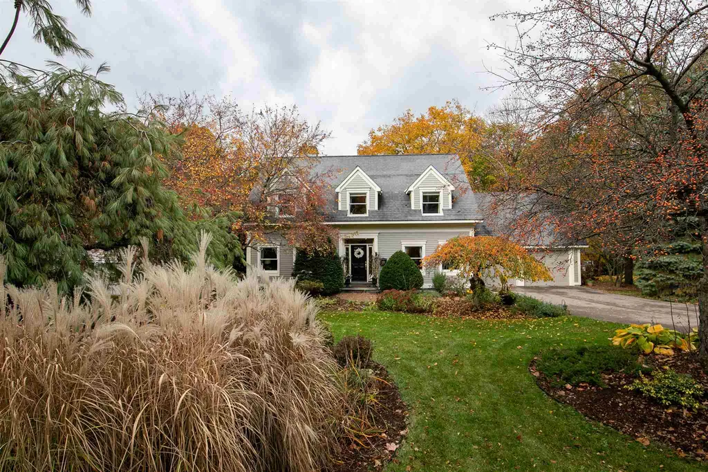 47 Crescent Terrace Burlington VT 05401