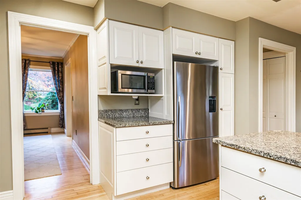47 Crescent Terrace Burlington VT 05401