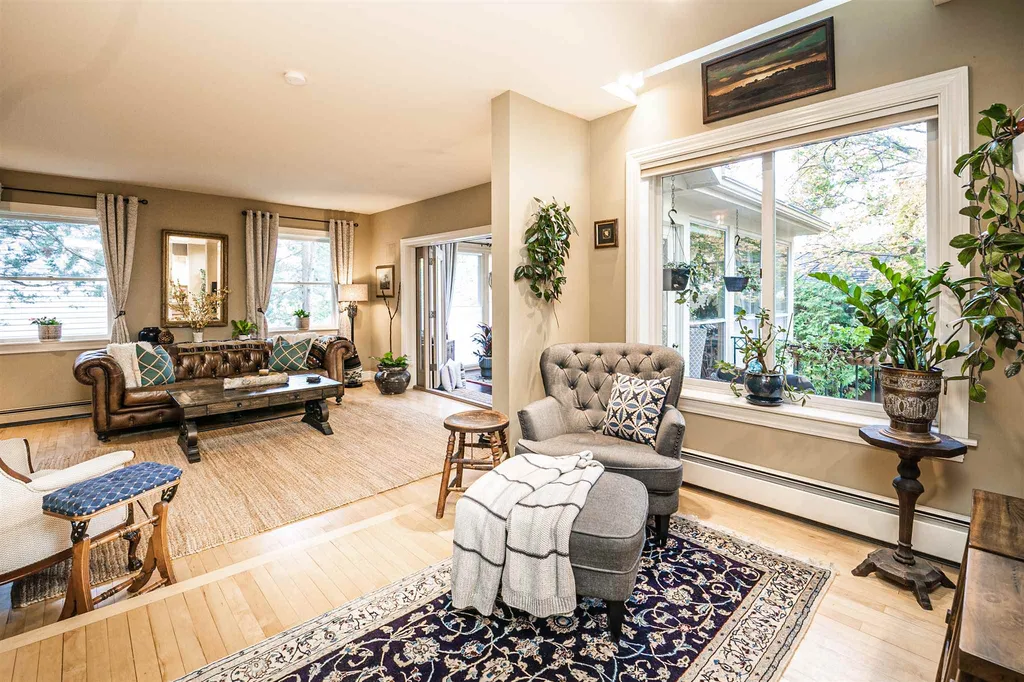 47 Crescent Terrace Burlington VT 05401