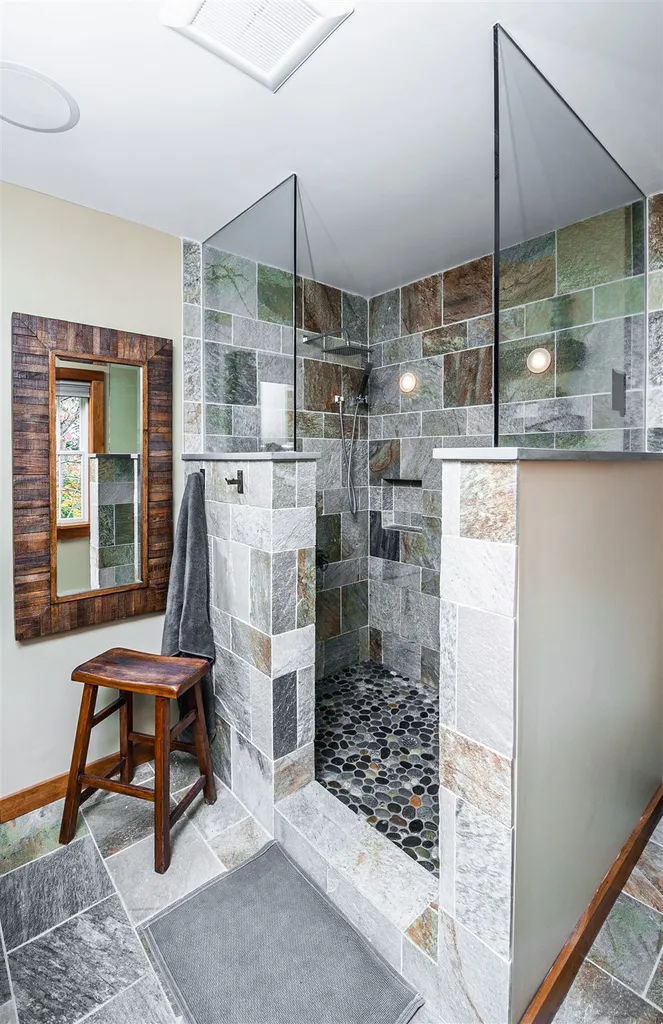 47 Crescent Terrace Burlington VT 05401