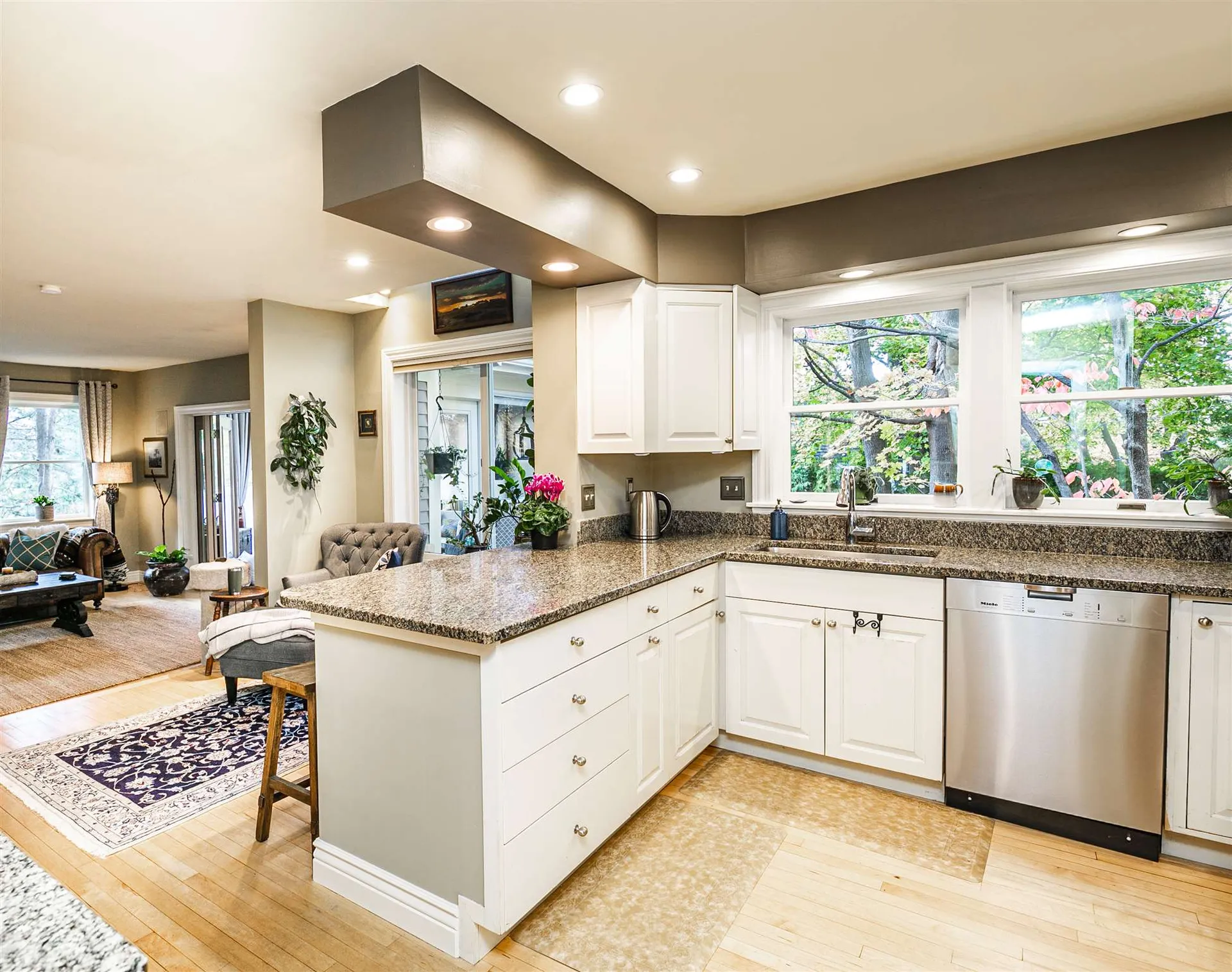 47 Crescent Terrace Burlington VT 05401