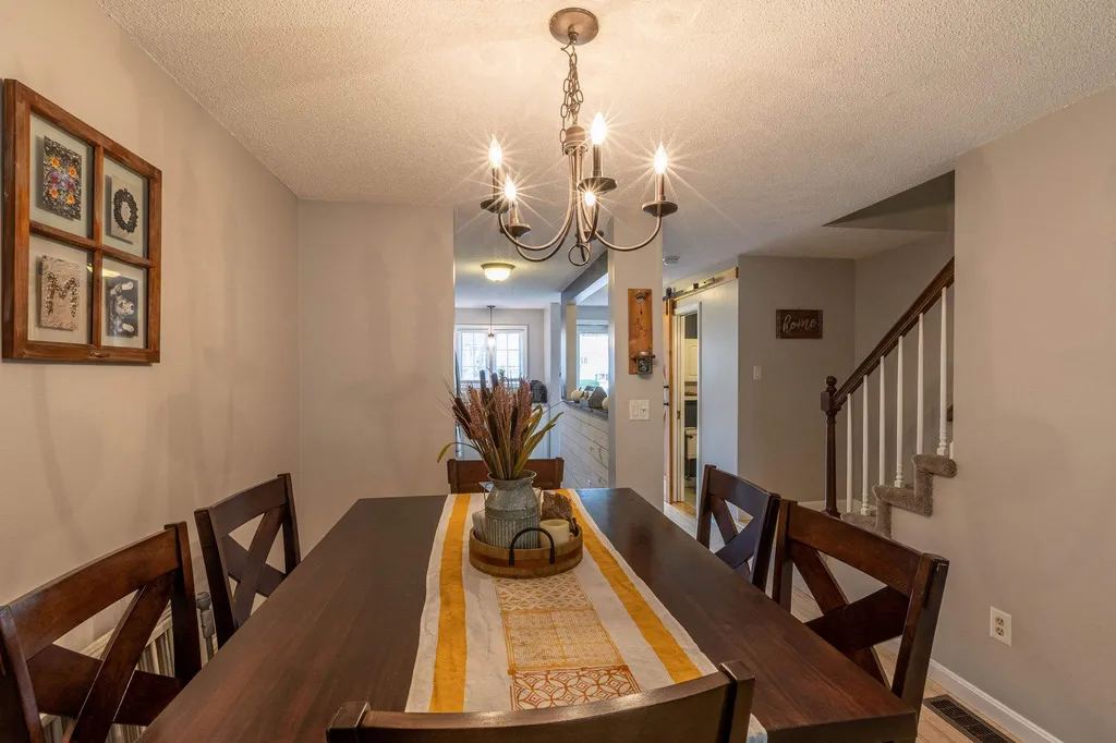 537 Fox Hollow Drive Hudson NH 03051