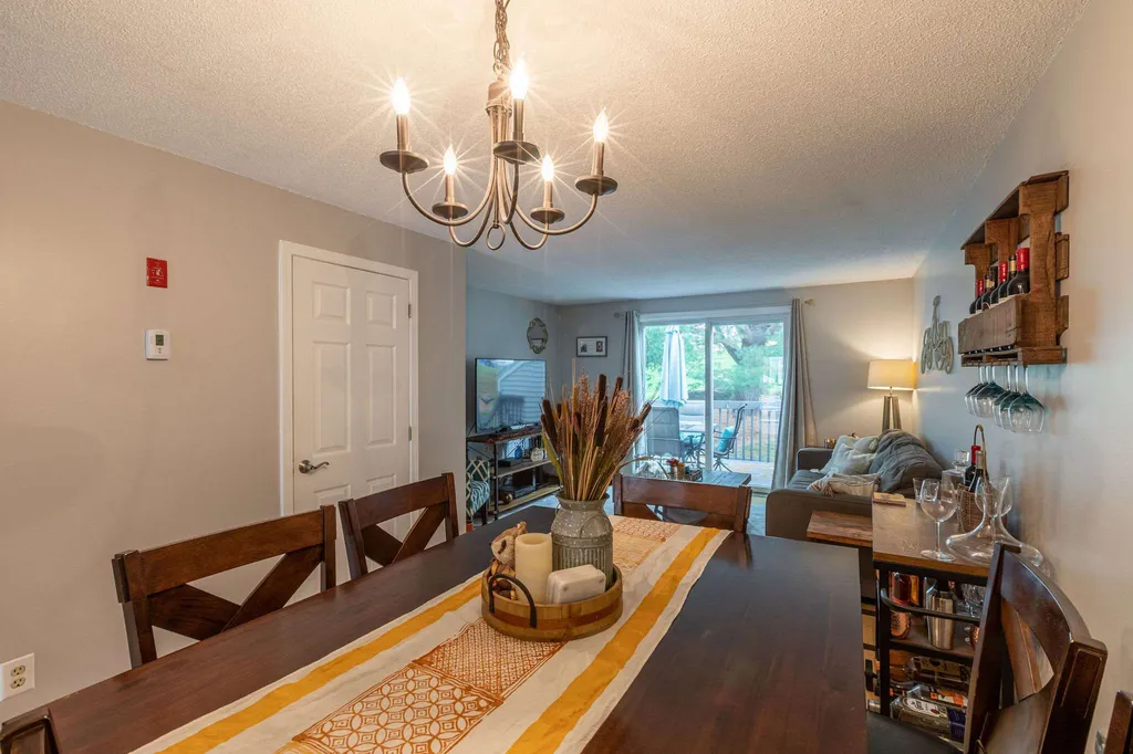 537 Fox Hollow Drive Hudson NH 03051