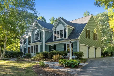 10 Bayberry Road Windham NH 03087