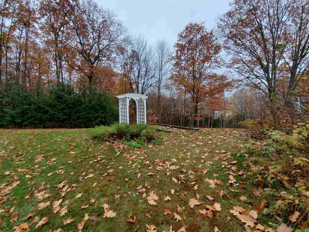 14 Adams Road Enfield NH 03748