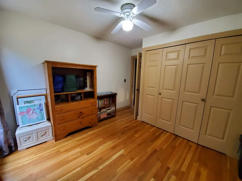 14 Adams Road Enfield NH 03748