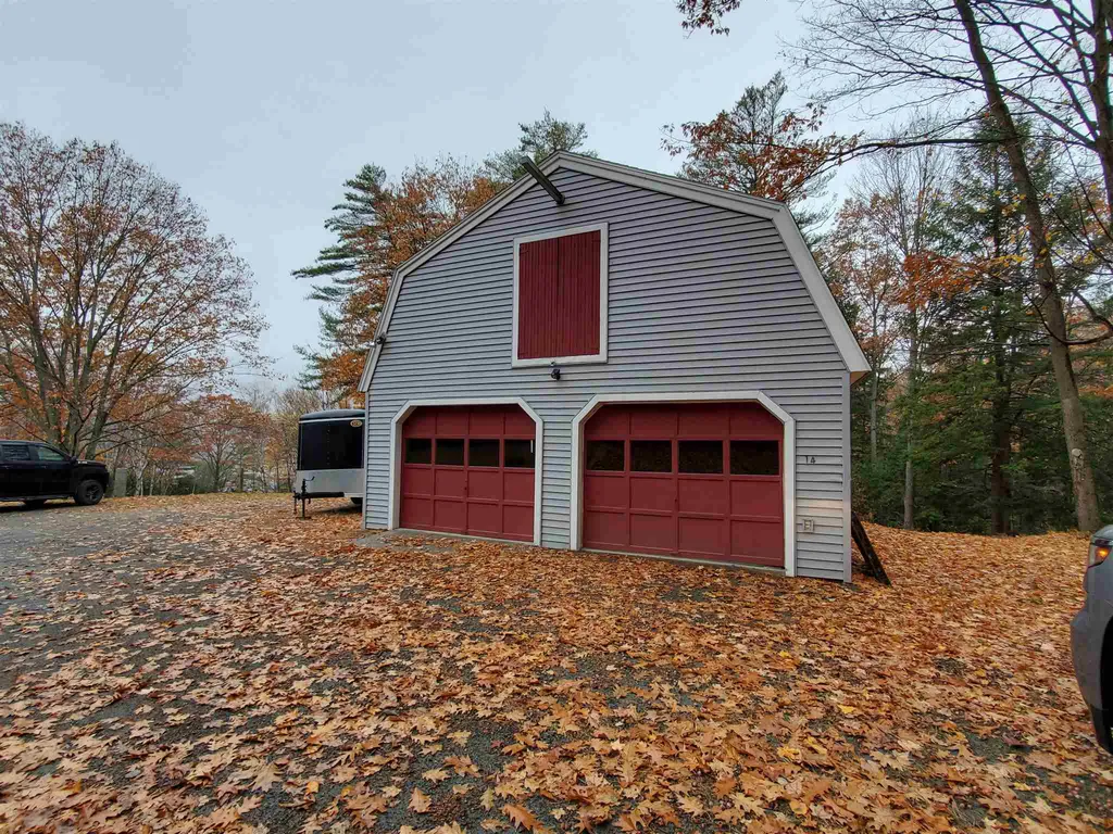 14 Adams Road Enfield NH 03748