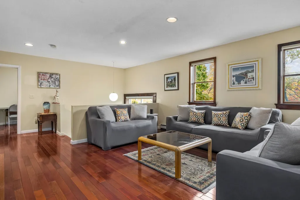 66 Fells Road Portsmouth NH 03801