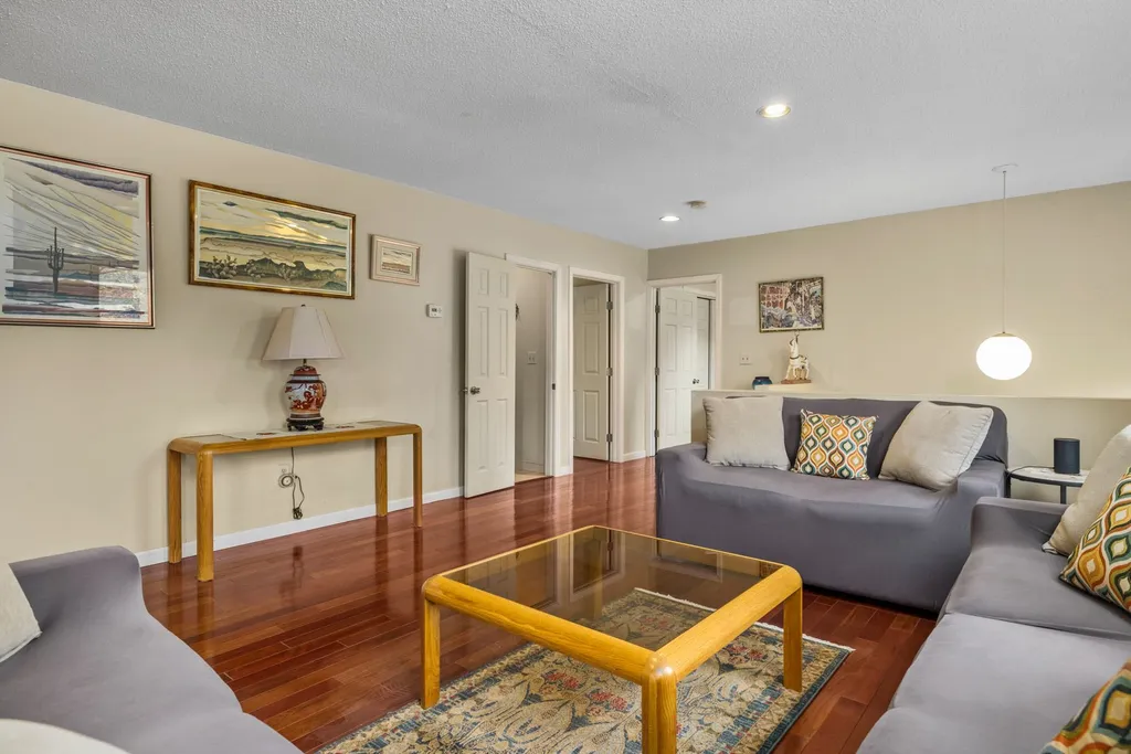 66 Fells Road Portsmouth NH 03801