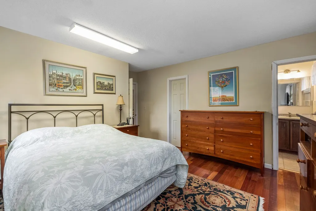 66 Fells Road Portsmouth NH 03801