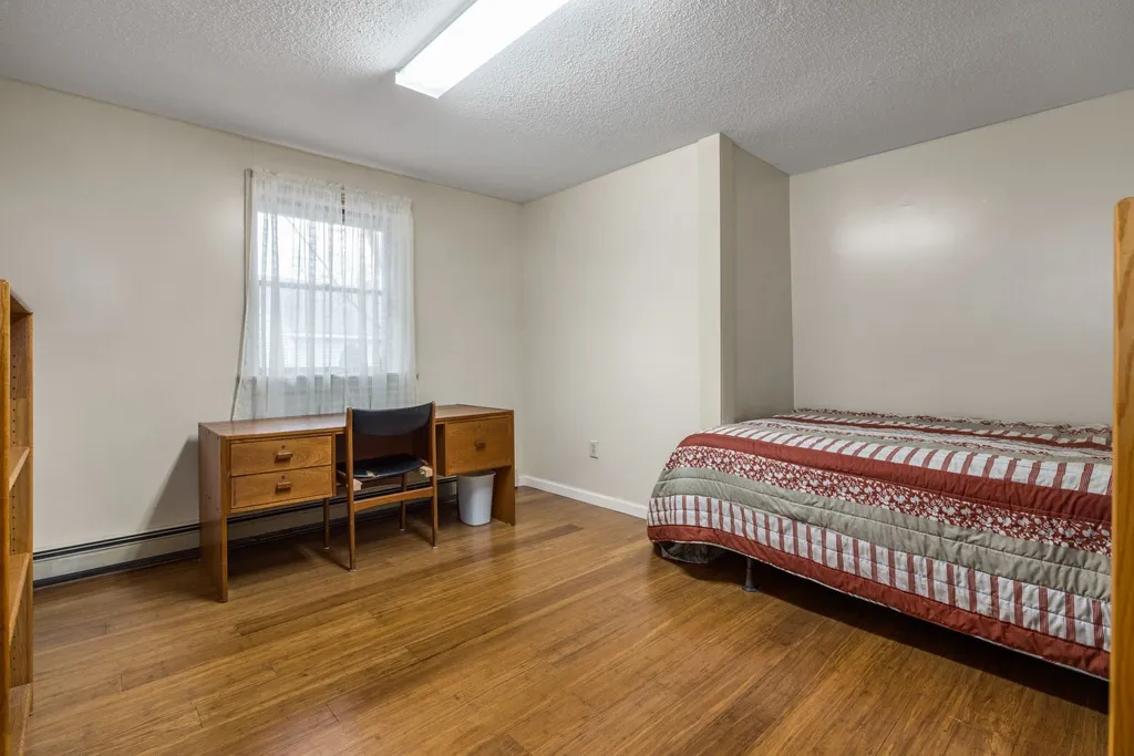 66 Fells Road Portsmouth NH 03801
