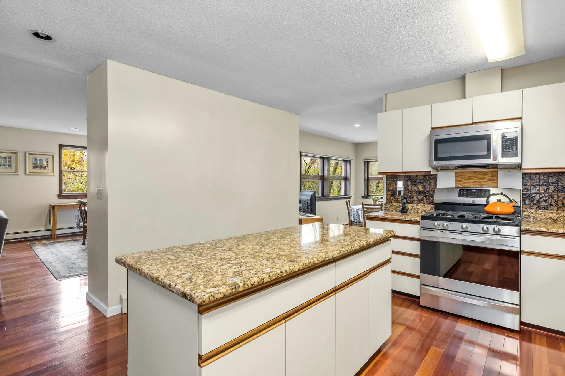 66 Fells Road Portsmouth NH 03801