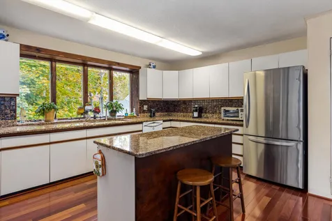 66 Fells Road Portsmouth NH 03801