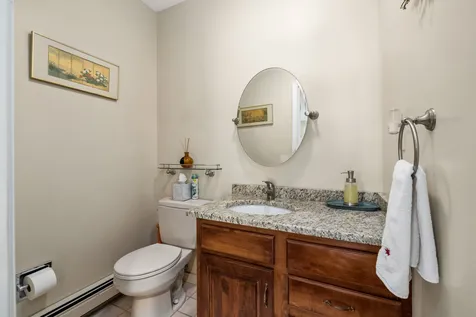 66 Fells Road Portsmouth NH 03801
