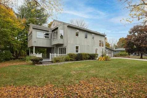66 Fells Road Portsmouth NH 03801