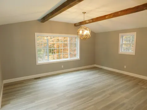 15 Oakwood Road Farmington NH 03835