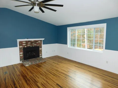 15 Oakwood Road Farmington NH 03835