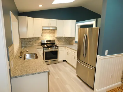 15 Oakwood Road Farmington NH 03835