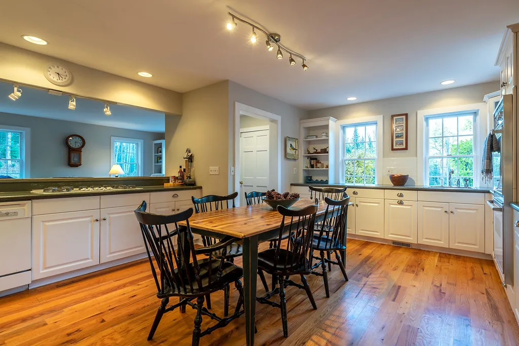 1649 Landgrove Road Londonderry VT 05148