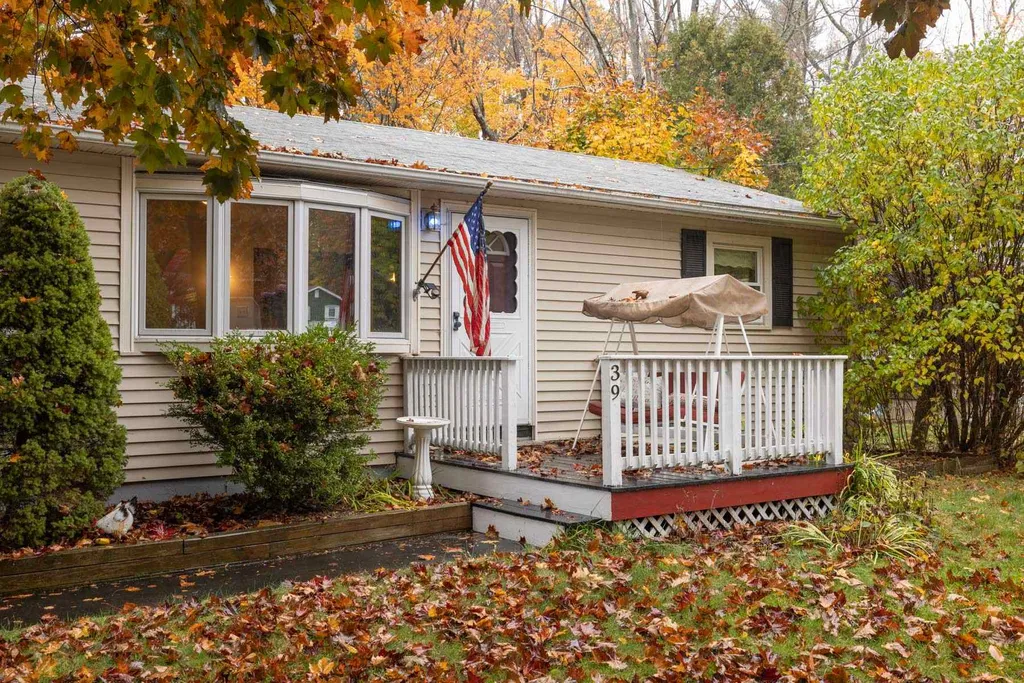 39 Mariette Drive Portsmouth NH 03801