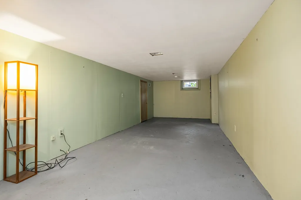 39 Mariette Drive Portsmouth NH 03801