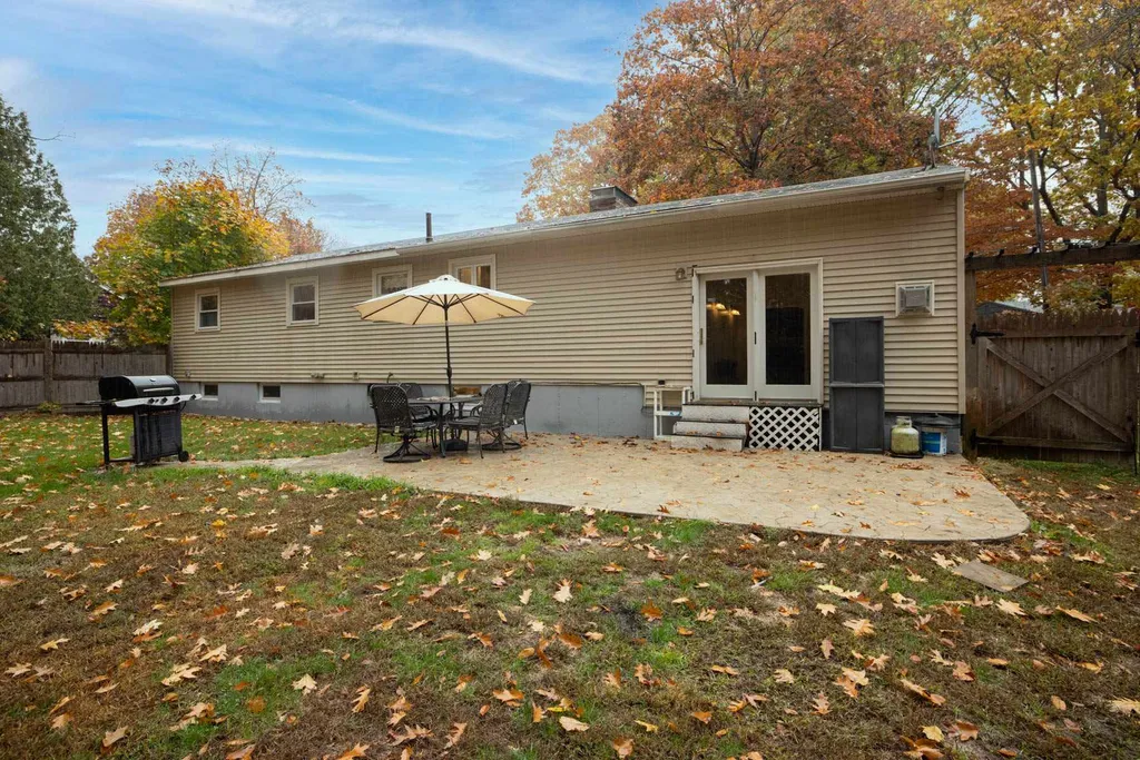 39 Mariette Drive Portsmouth NH 03801