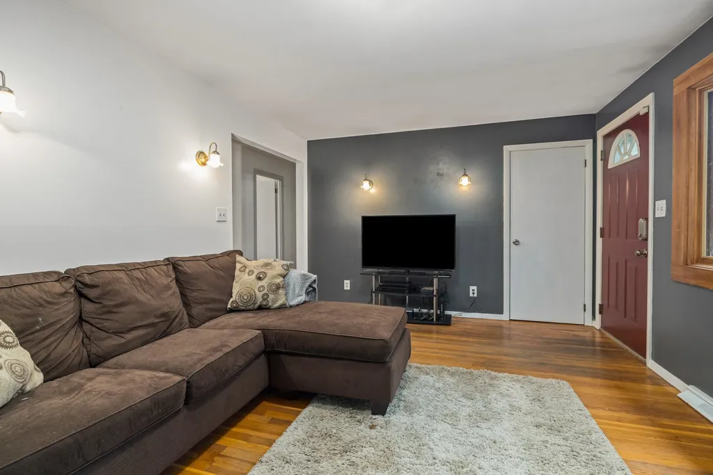 39 Mariette Drive Portsmouth NH 03801