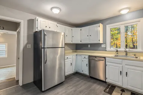 39 Mariette Drive Portsmouth NH 03801