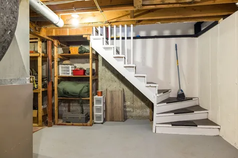 39 Mariette Drive Portsmouth NH 03801